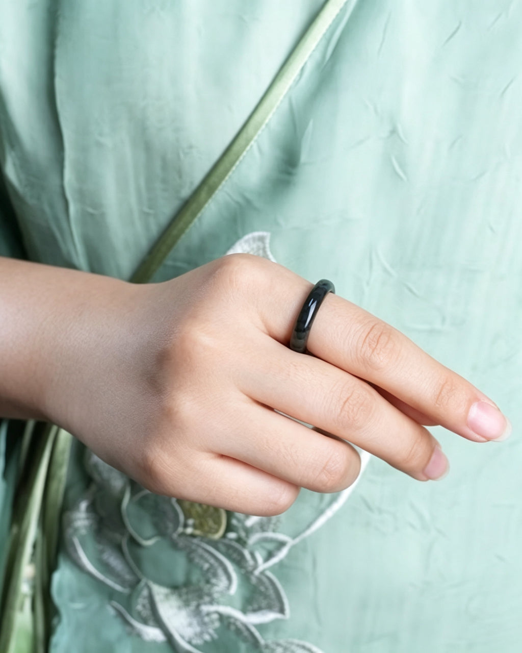 Black-White Hetian Jade Ring – Ink Landscape