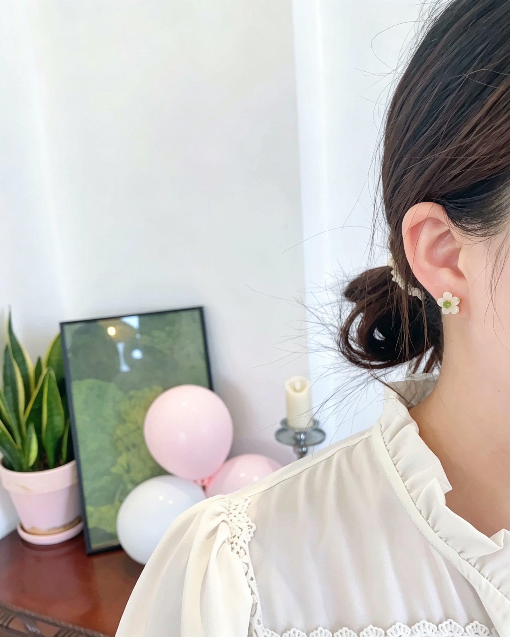 Flower Studs – Five Petals, One Heart